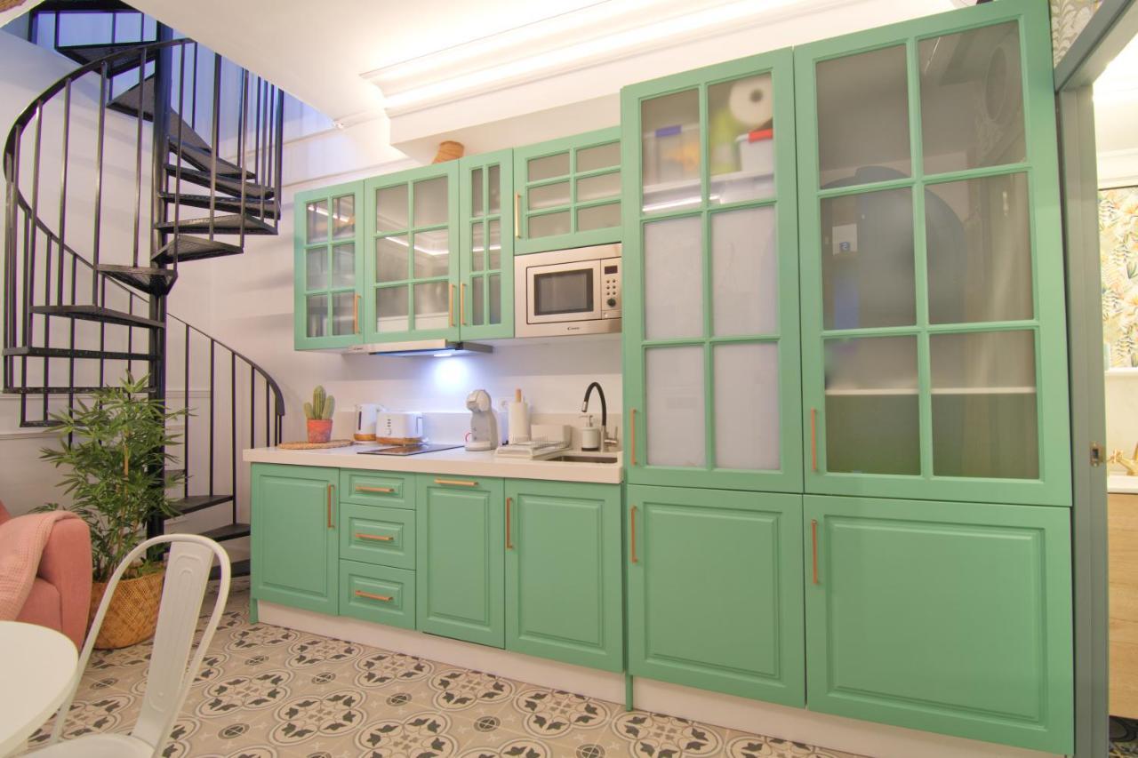 Mara'S Apartments Torremolinos La Mar - Beachfront Tiny House - Bajondillo Exterior photo